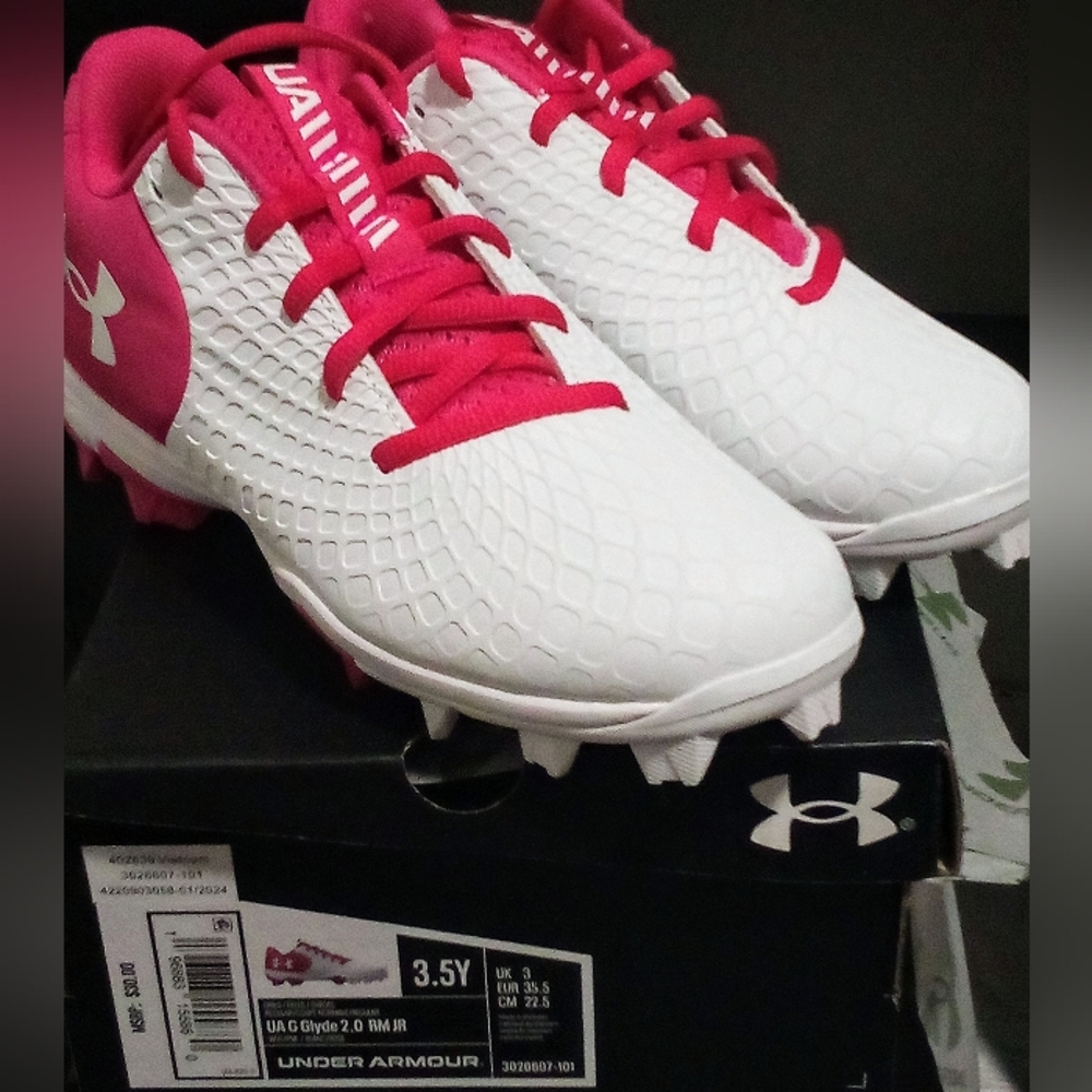 Under Armour White and Pink Athletic Shoes with Geometric Pattern
